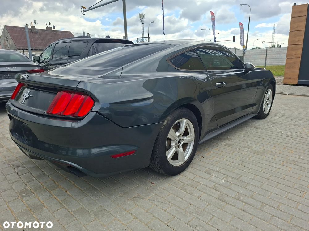 Ford Mustang 3.7 V6 Premium - 7
