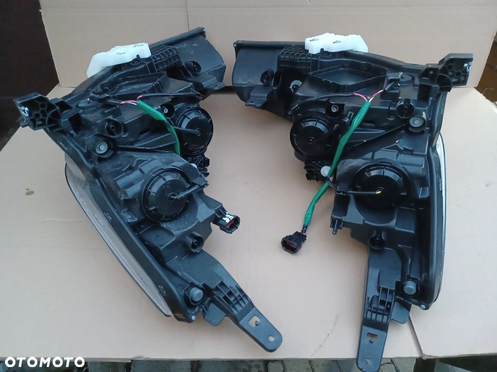 Lampa przednia prawa lewa LED Nissan Leaf II 2 lift - 6