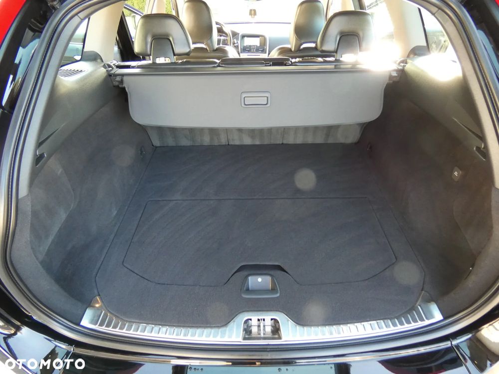 Volvo XC 60 D5 AWD Geartronic Summum - 35