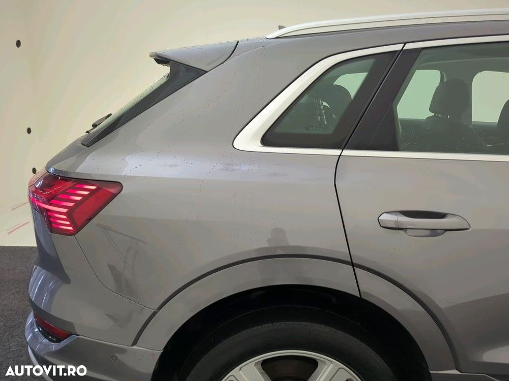 Audi e-tron 55 quattro - 10