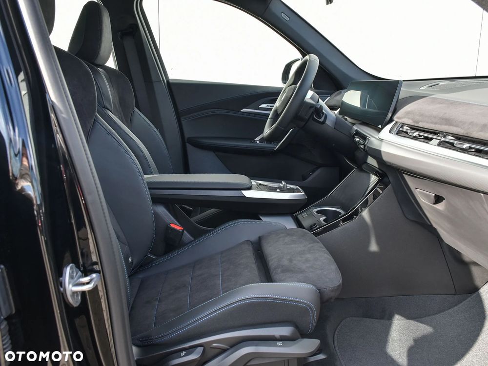 BMW iX1 xDrive30 - 21