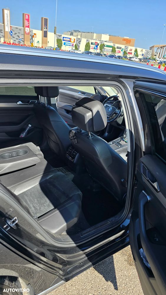 Volkswagen Passat 2.0 TDI DSG 4Motion Highline - 8
