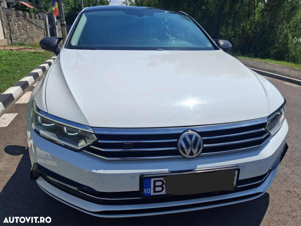 Volkswagen Passat 2.0 TDI DSG Highline - 1