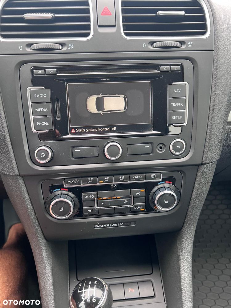 Volkswagen Golf - 20