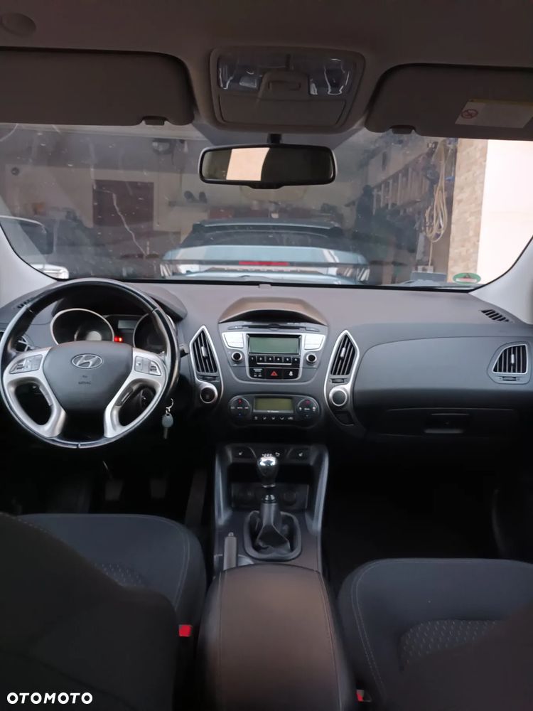 Hyundai ix35 1.6 2WD Fifa World Cup Edition - 13