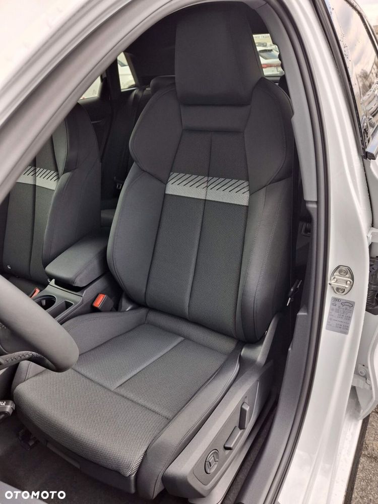 Audi A3 Sportback - 12