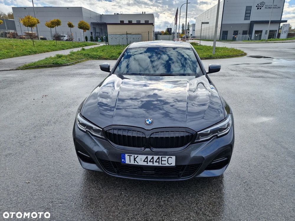 BMW Seria 3 2020 photo 2