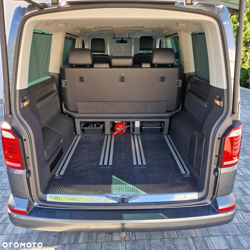 Volkswagen Multivan - 28