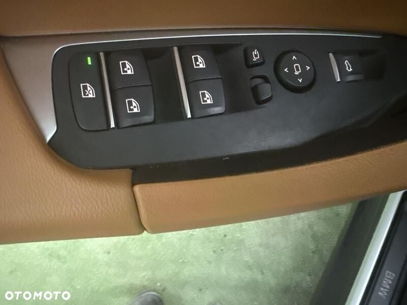 BMW X3 xDrive30e - 12