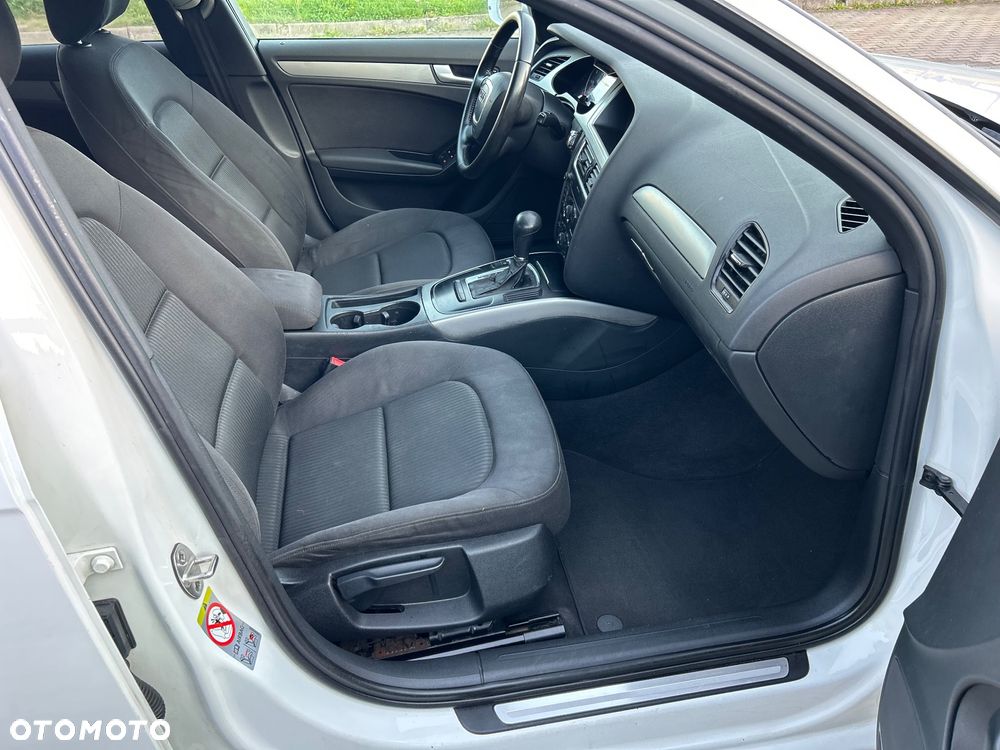 Audi A4 Avant - 11