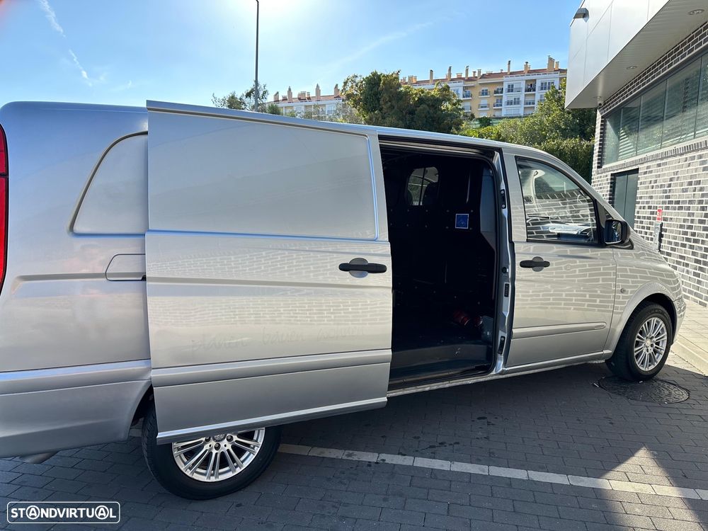 Mercedes-Benz Vito - Automática - 10