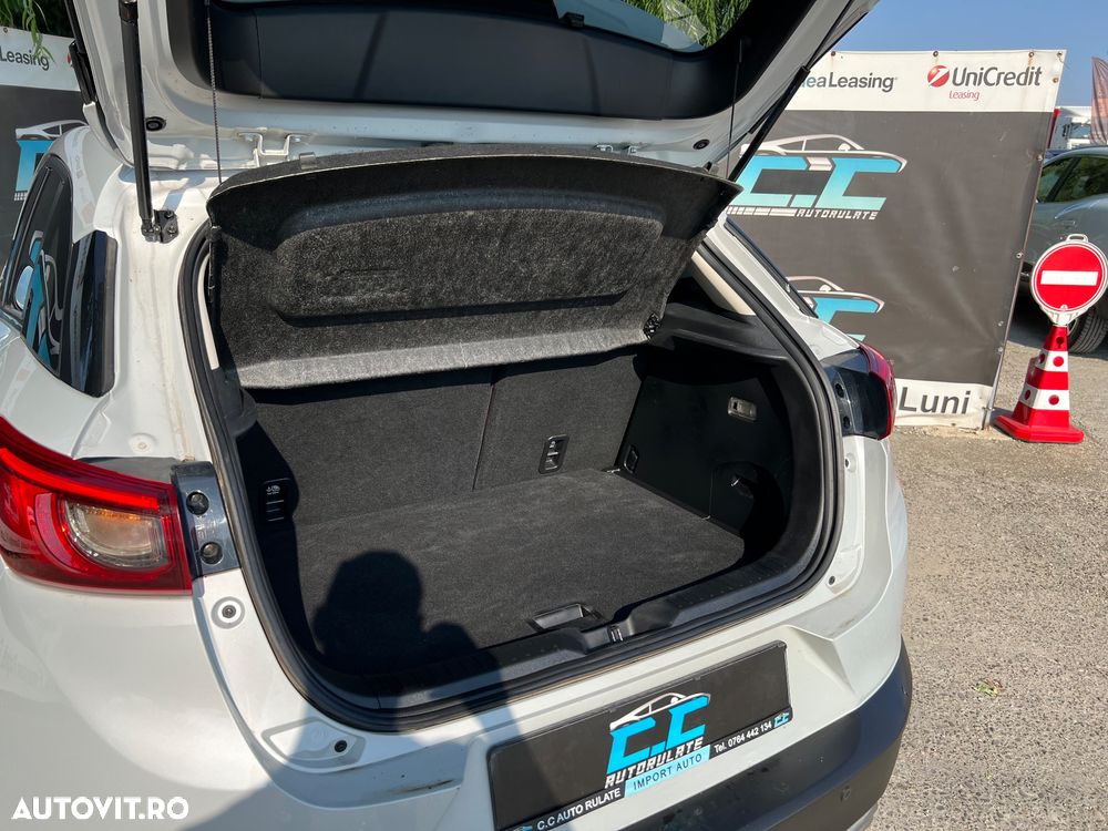 Mazda CX-3 CD105 Revolution - 32