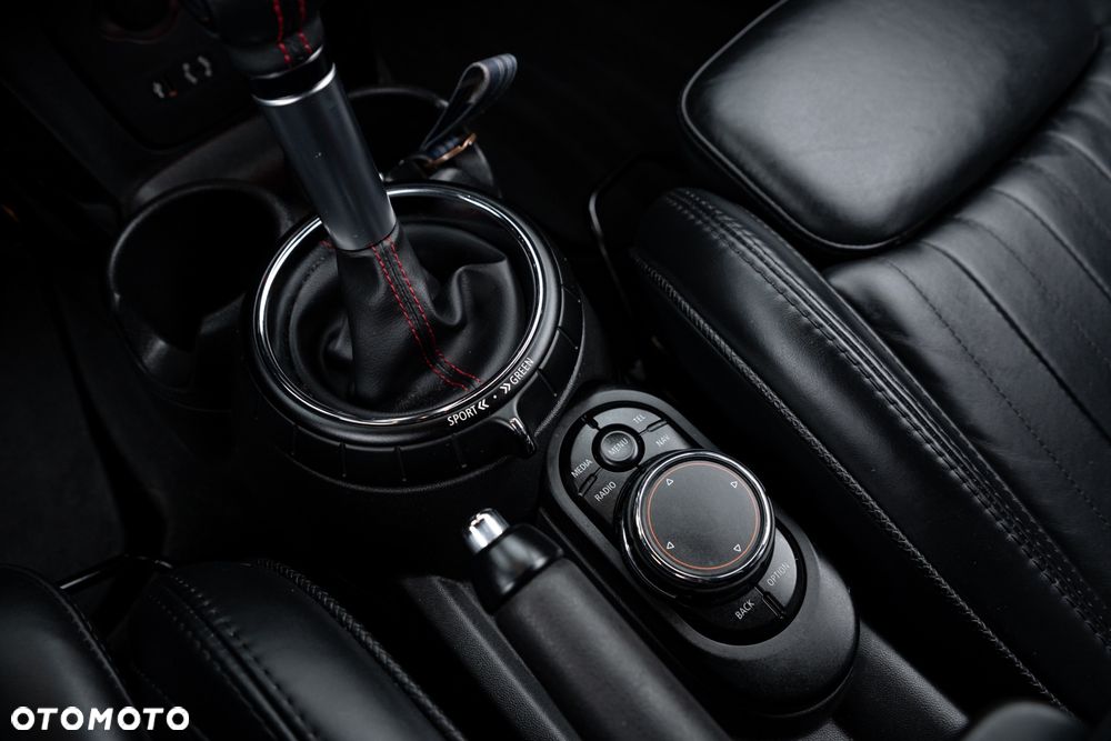 MINI Cooper S Sport-Aut - 30