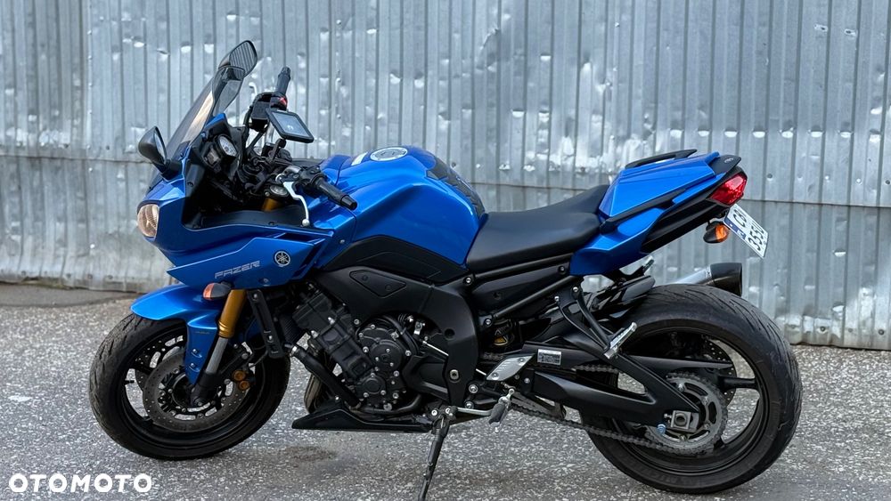 Yamaha FZ8 - 12