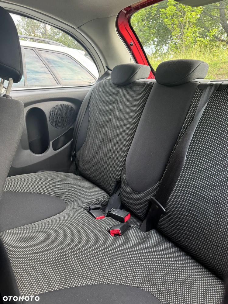 Nissan Micra - 12