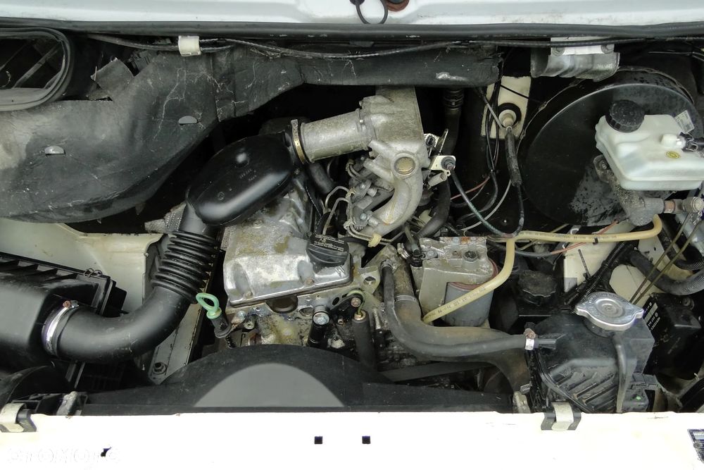 Mercedes-Benz Sprinter 208 - 34