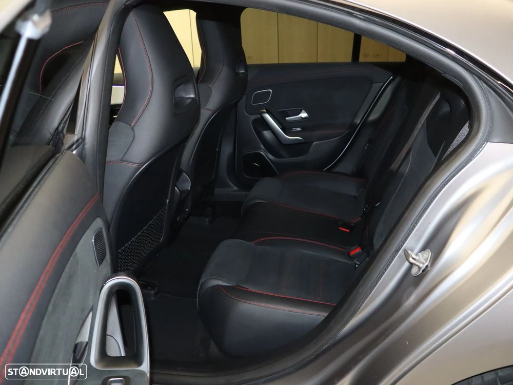 Mercedes-Benz CLA 250 e 8G-DCT AMG Line - 15