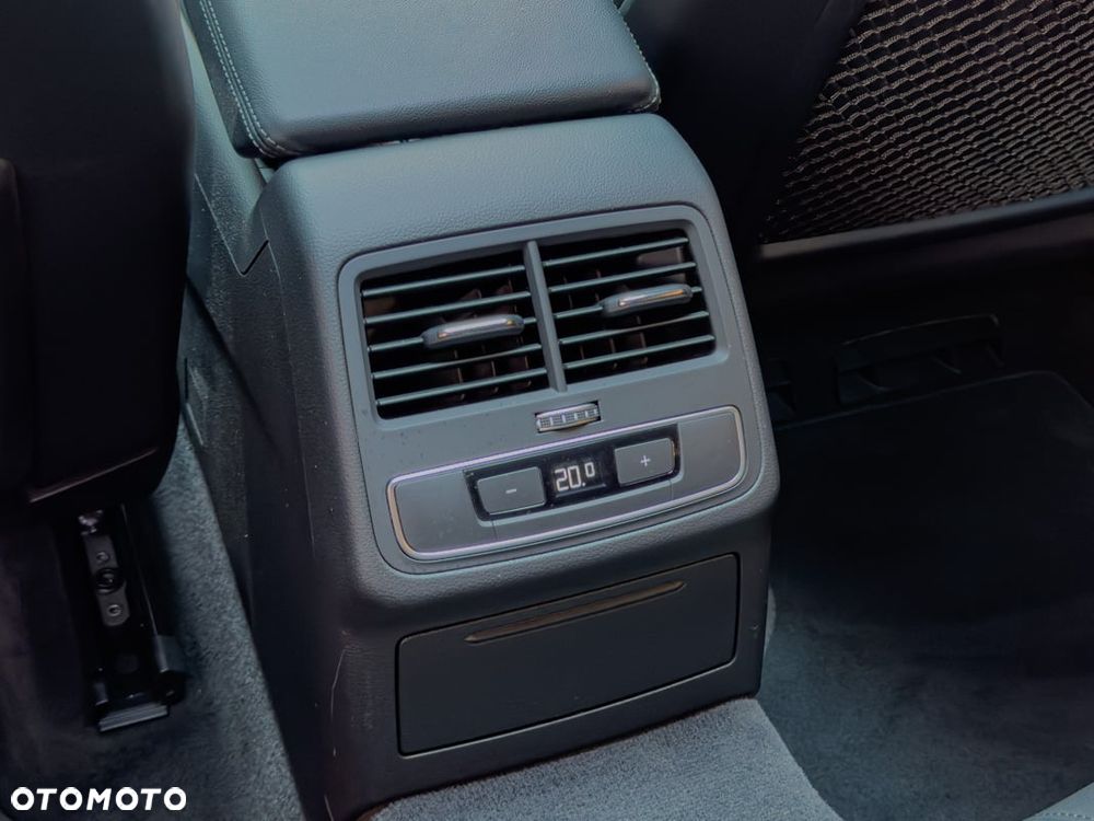 Audi A4 Allroad - 16