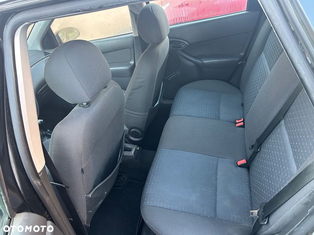 Ford Focus - 9