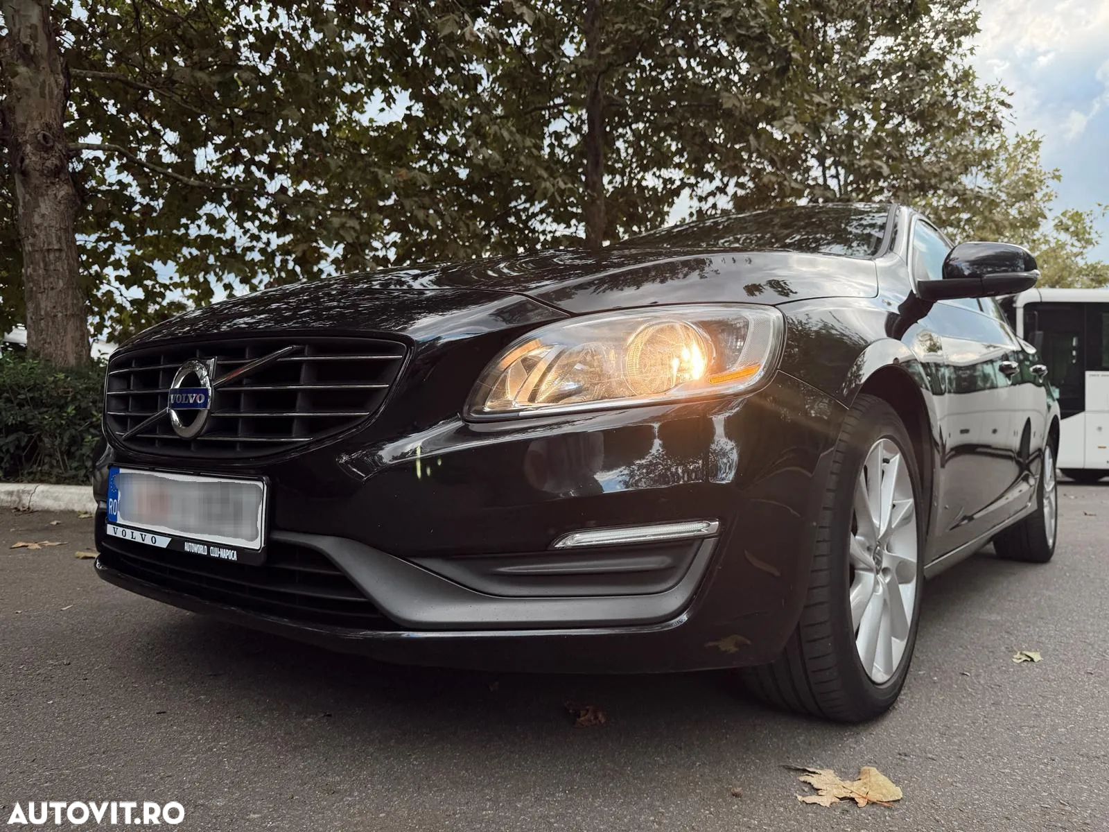 Volvo V60 D2 ECO Start-Stop Momentum - 4