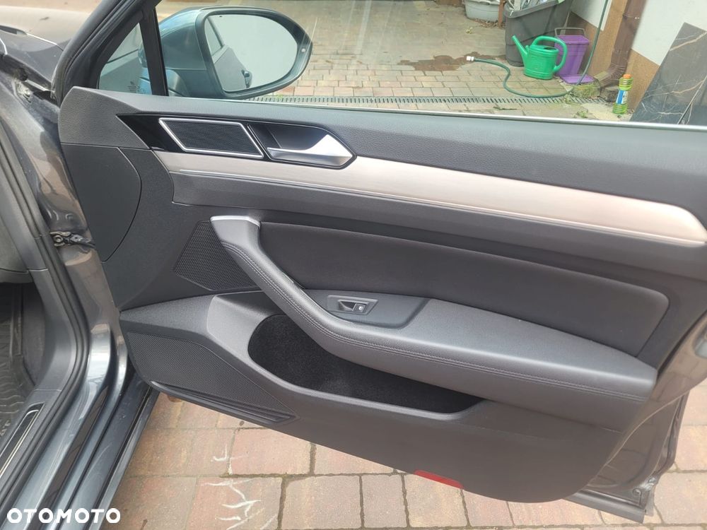 Volkswagen Passat 2.0 TDI BMT Comfortline DSG7 - 27