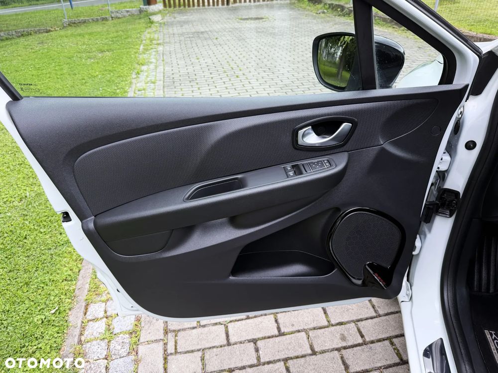 Renault Clio ENERGY TCe 90 Start & Stop LIMITED 2018 - 33