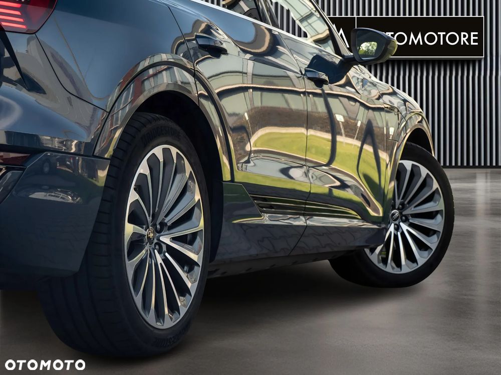 Audi Q8 e-tron 55 114kWh Quattro Advanced - 12