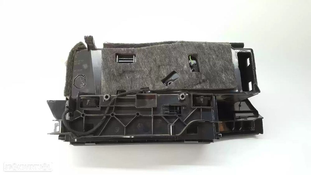 PORTA LUVAS MERCEDES-BENZ CLASSE GLK 2014 -A2046801198 - 2