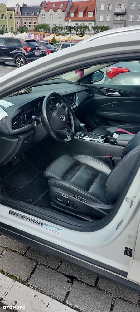Opel Insignia 2.0 CDTI 4x4 Exclusive S&S - 2