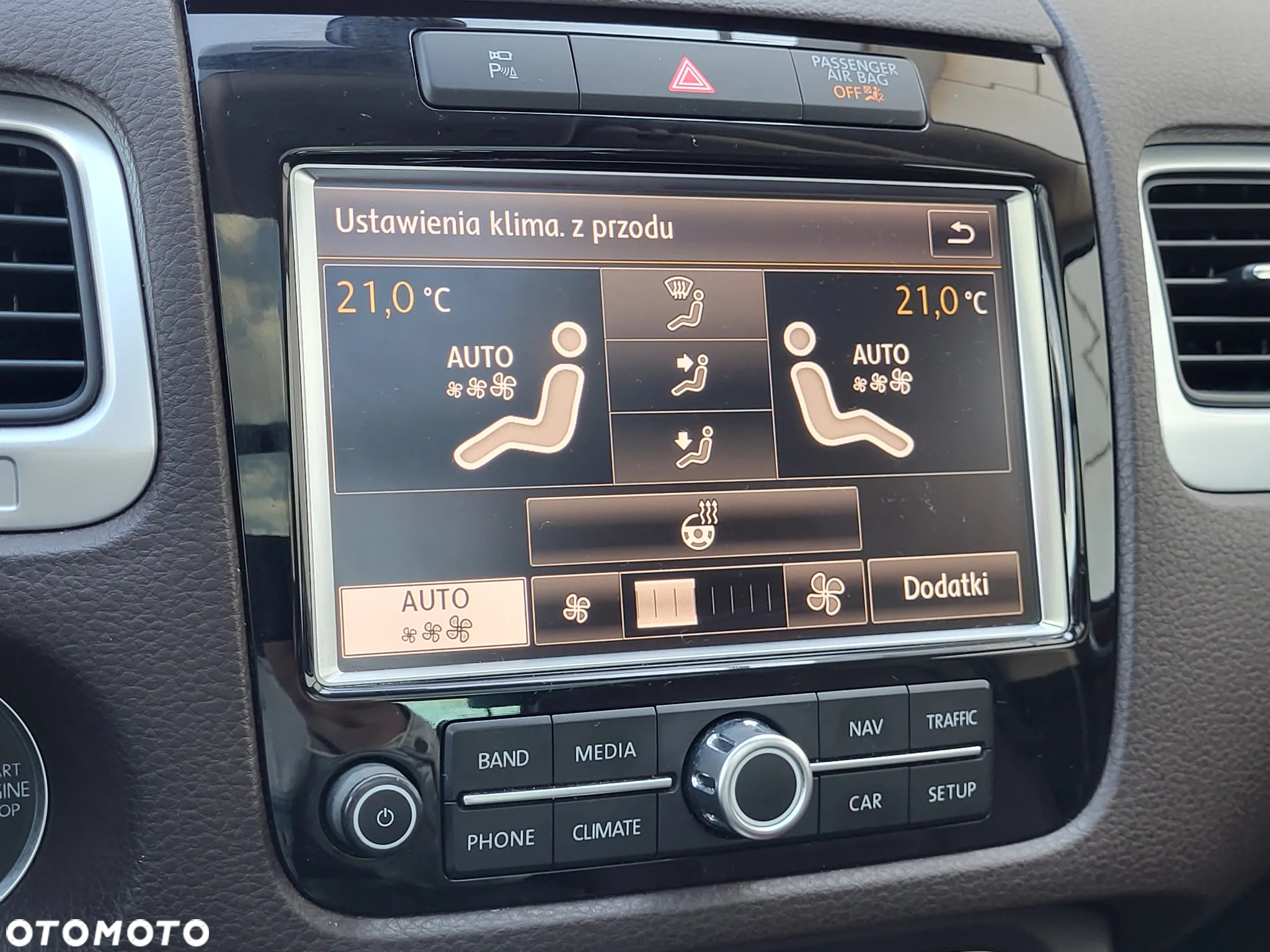Volkswagen Touareg 3.0 Hybrid 4Motion Automatik - 20