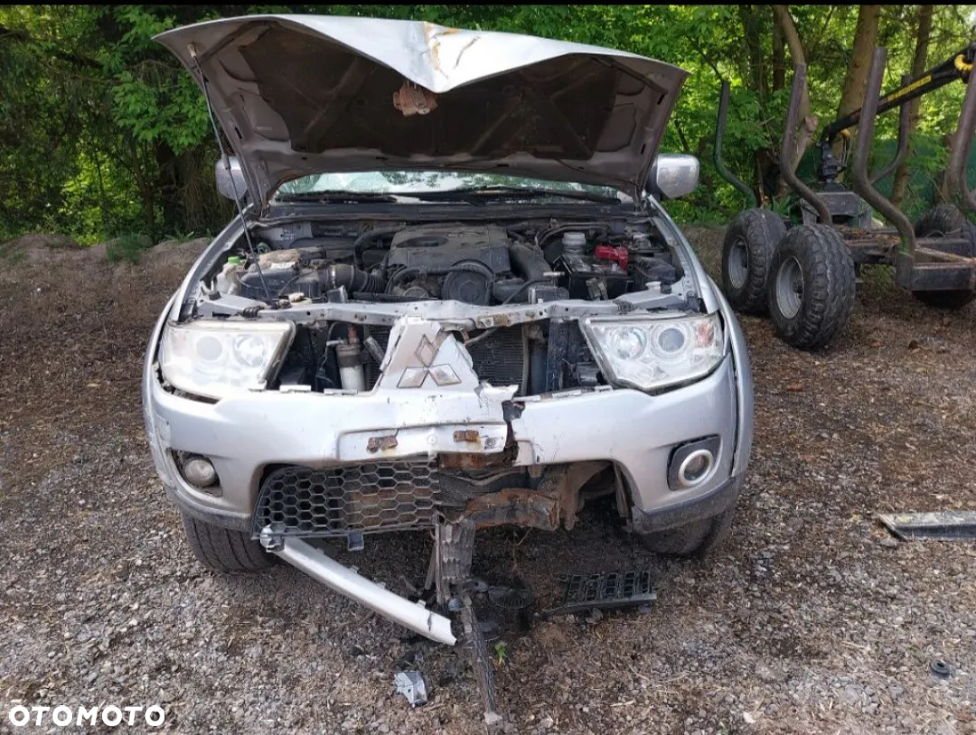 Mitsubishi L200 - 3