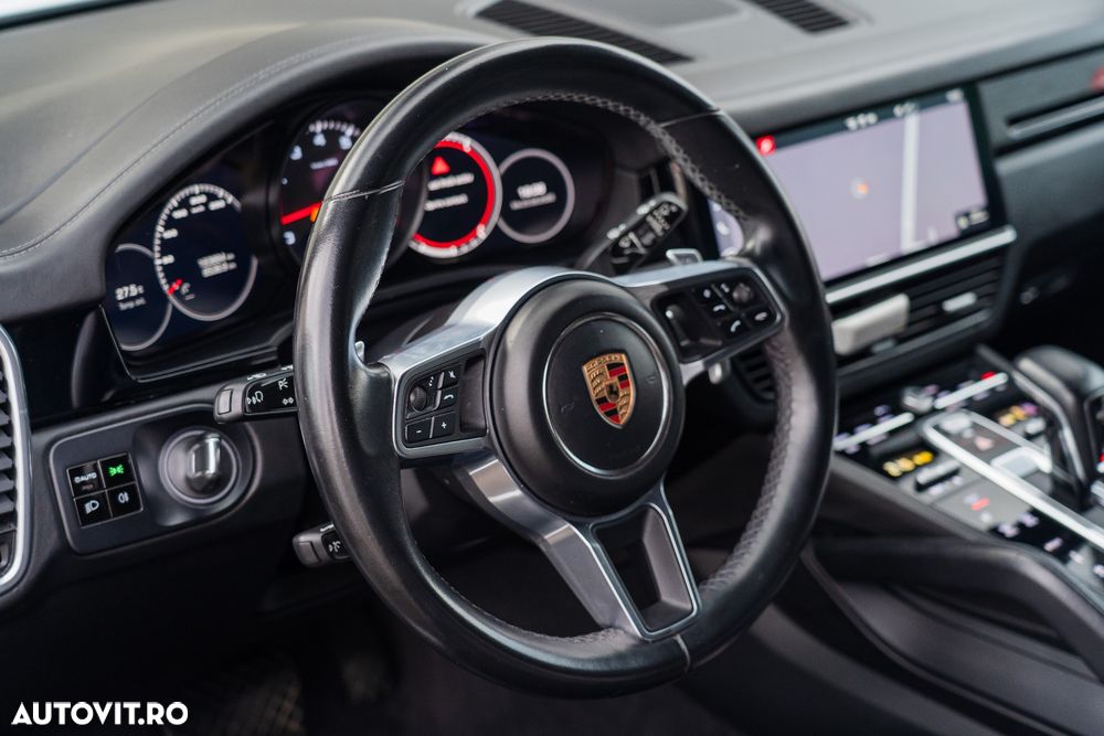 Porsche Cayenne Standard - 7