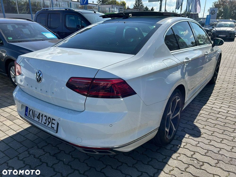 Volkswagen Passat 2.0 TSI Elegance DSG - 3