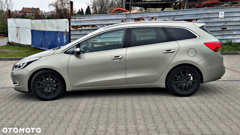 Kia Ceed 1.6 GDI Platinum Edition - 5