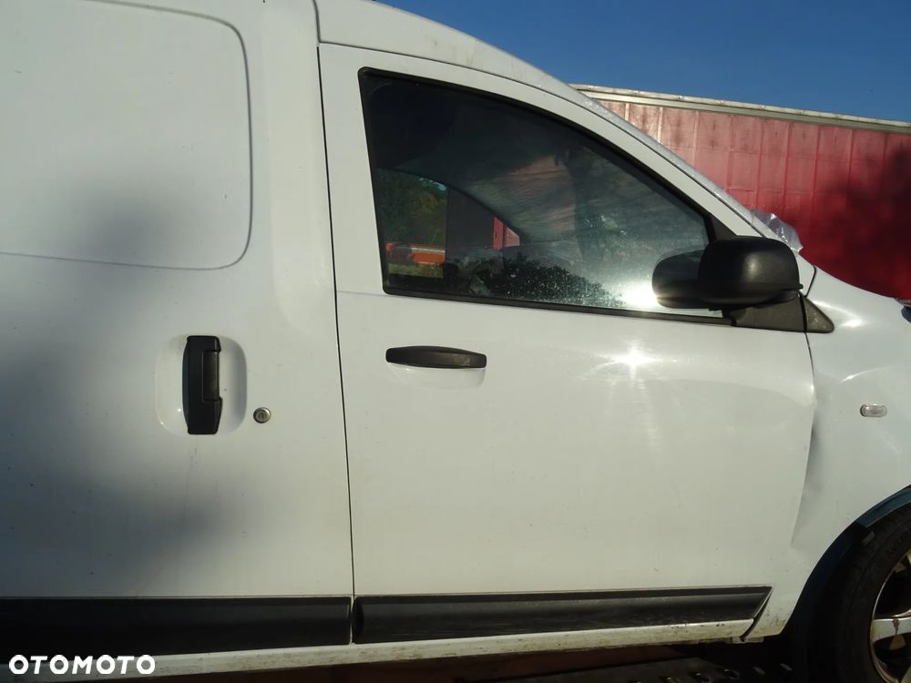 DACIA DOKKER LISTWA PAS TYLNY USZCZELKA DRZWI ZESTAW NAPRAWCZY  INNE CZESCI WARTO PYTAC - 6