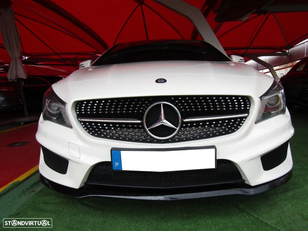Mercedes-Benz CLA 200 d 7G-DCT AMG Line - 12
