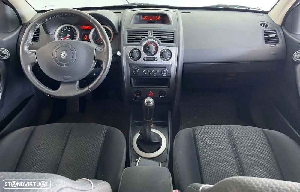 Renault Mégane Break 1.5 dCi Dynamique - 8