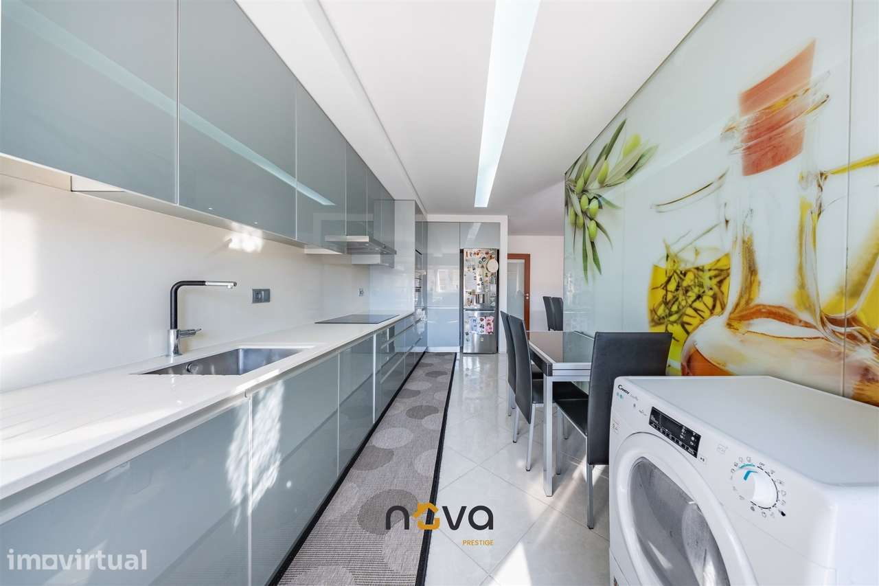 Apartamento T3 junto à nacional 13, em Vila do Conde. - Grande imagem: 4/28