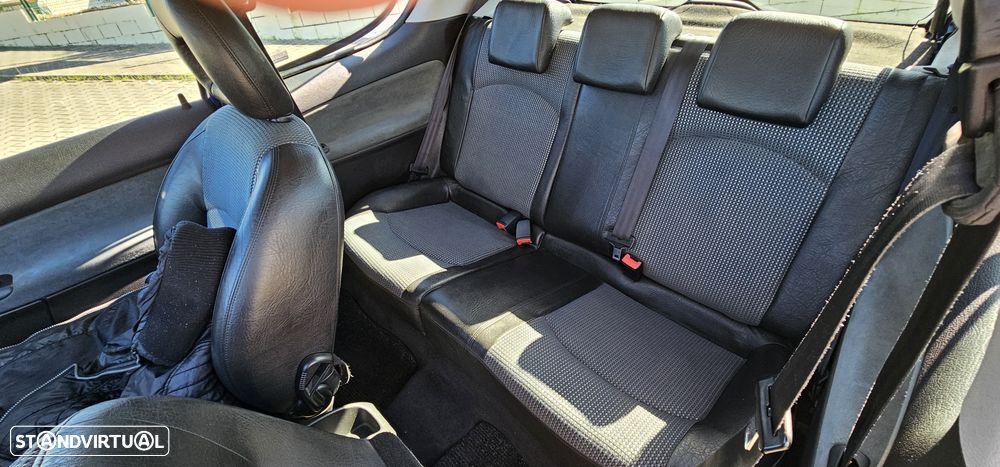 Peugeot 206 1.6 GTi - 10