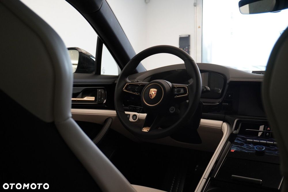 Porsche Panamera - 13