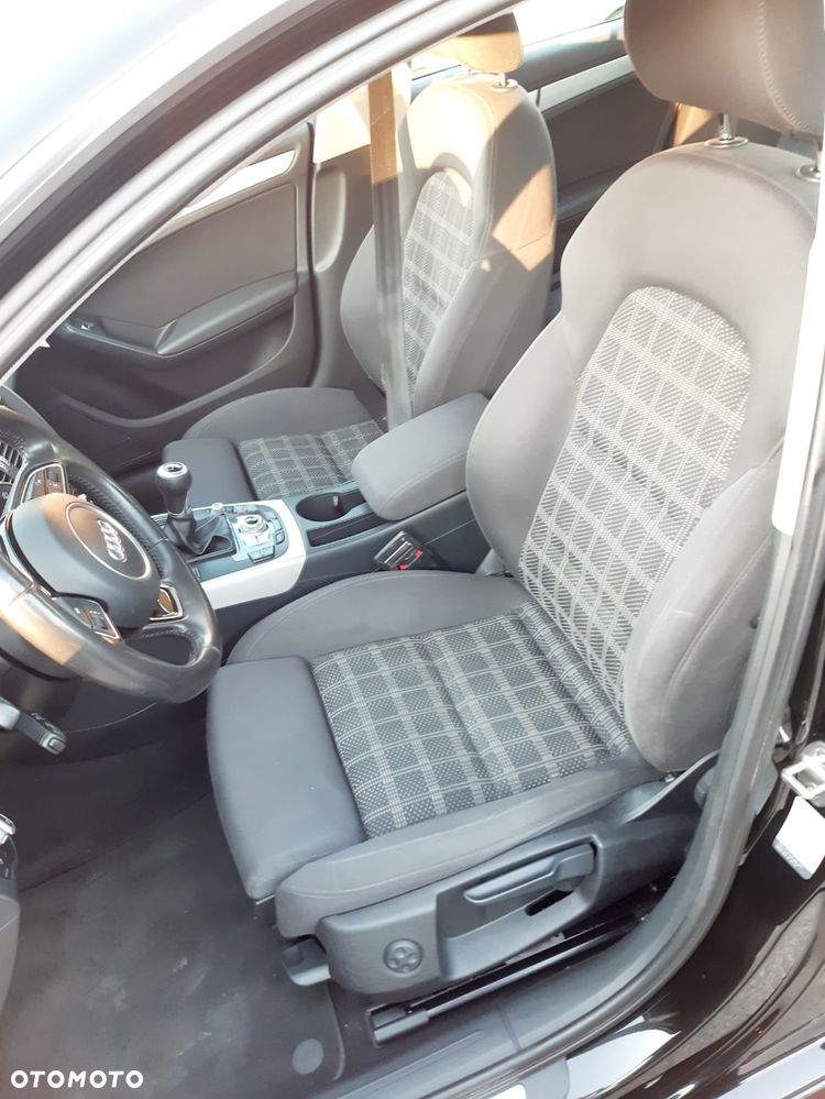 Audi A4 Limousine - 13