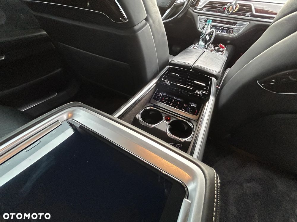 BMW Seria 7 740Ld xDrive - 12