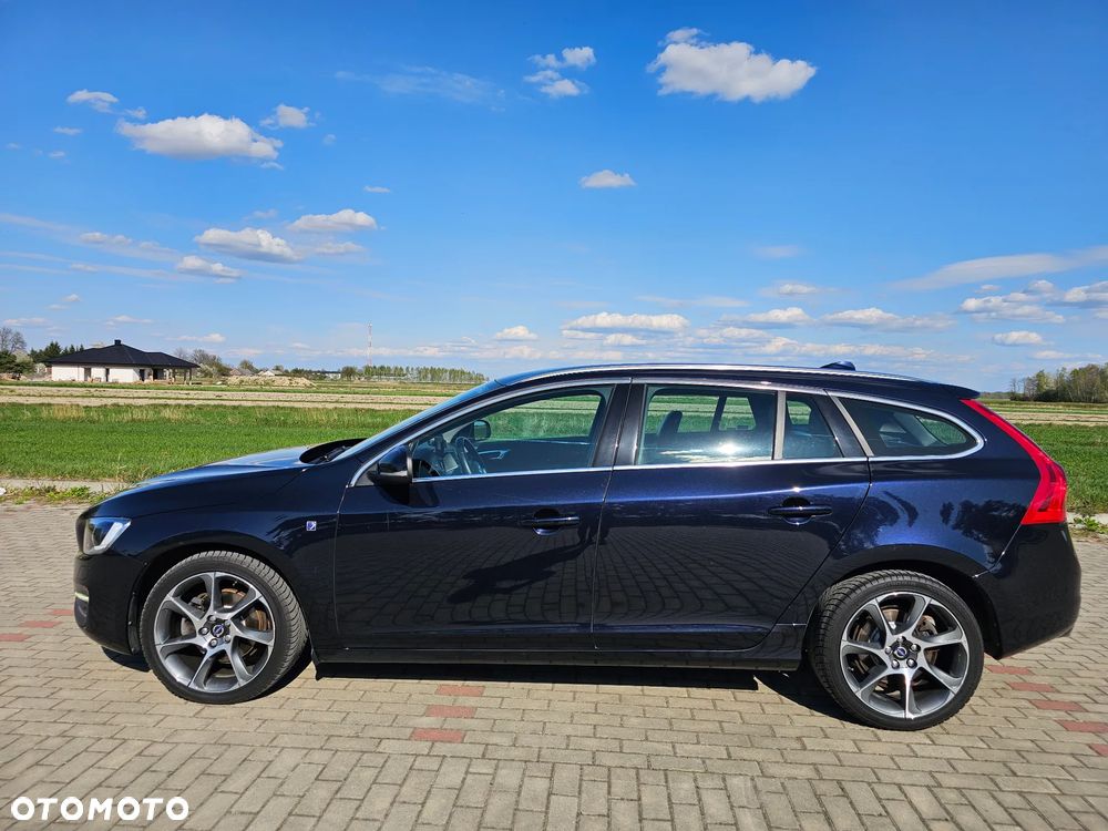 Volvo V60 D4 Drive-E Ocean Race - 8