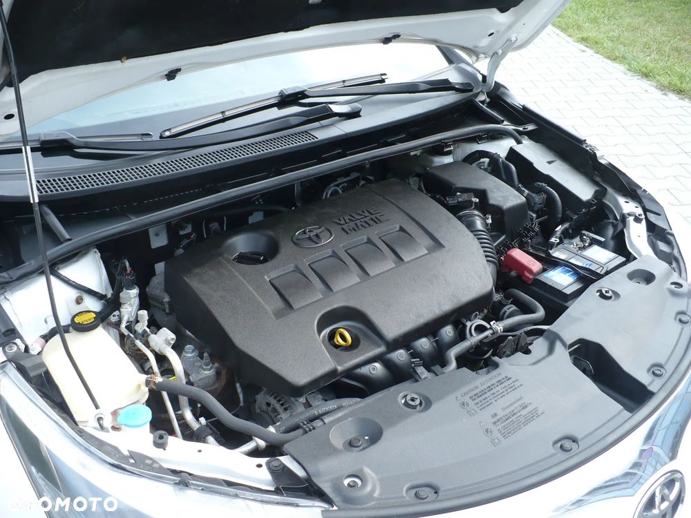 Toyota Avensis 1.6 Edition - 23