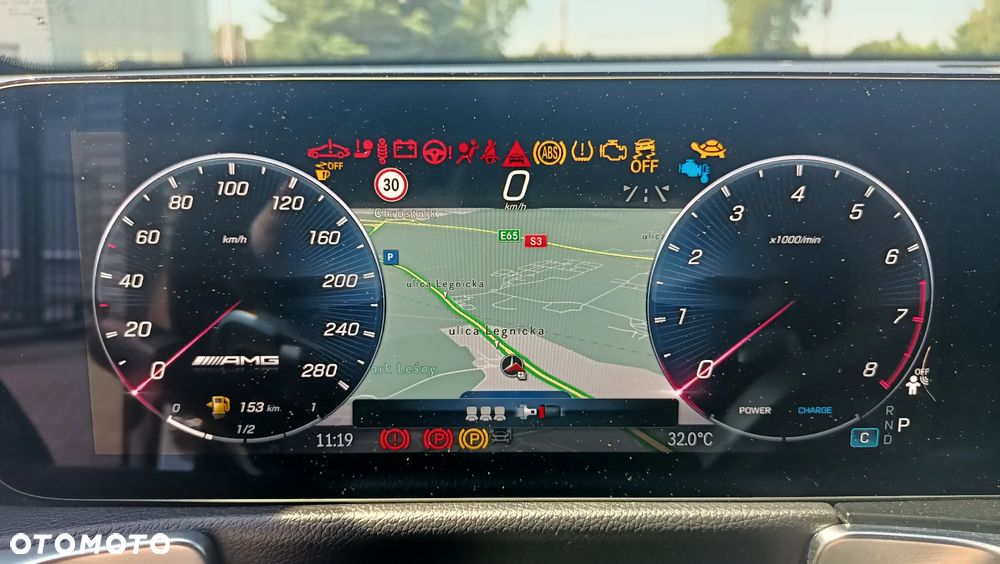 Mercedes-Benz GLB AMG 35 mHEV 4-Matic 8G-DCT - 12