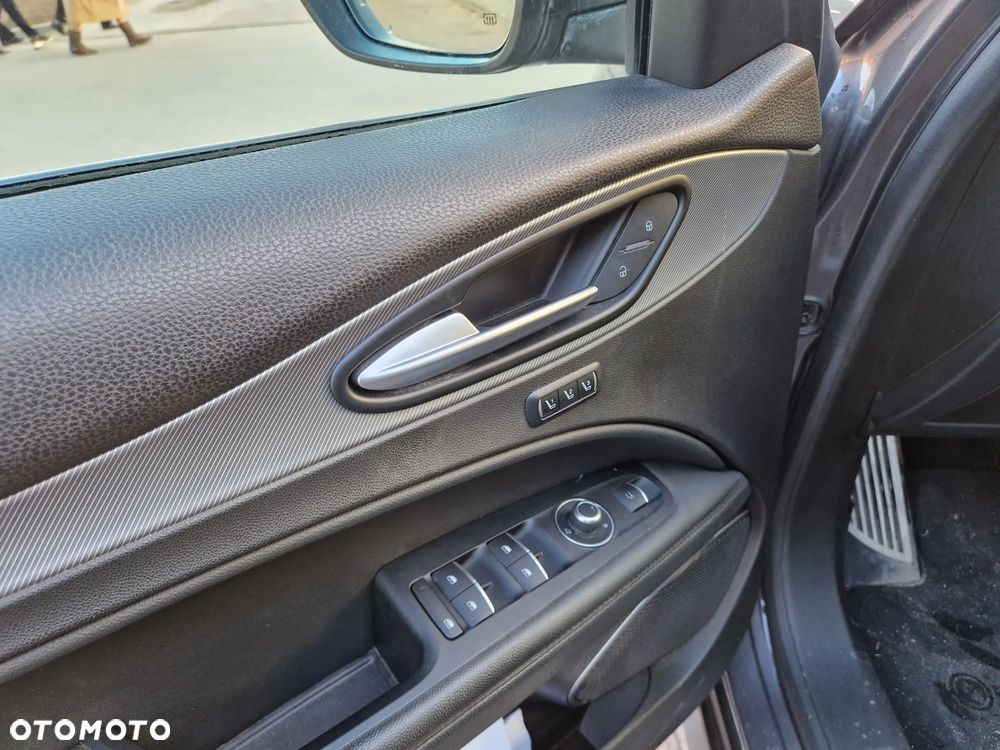 Alfa Romeo Stelvio 2.0 Turbo Executive Q4 - 7