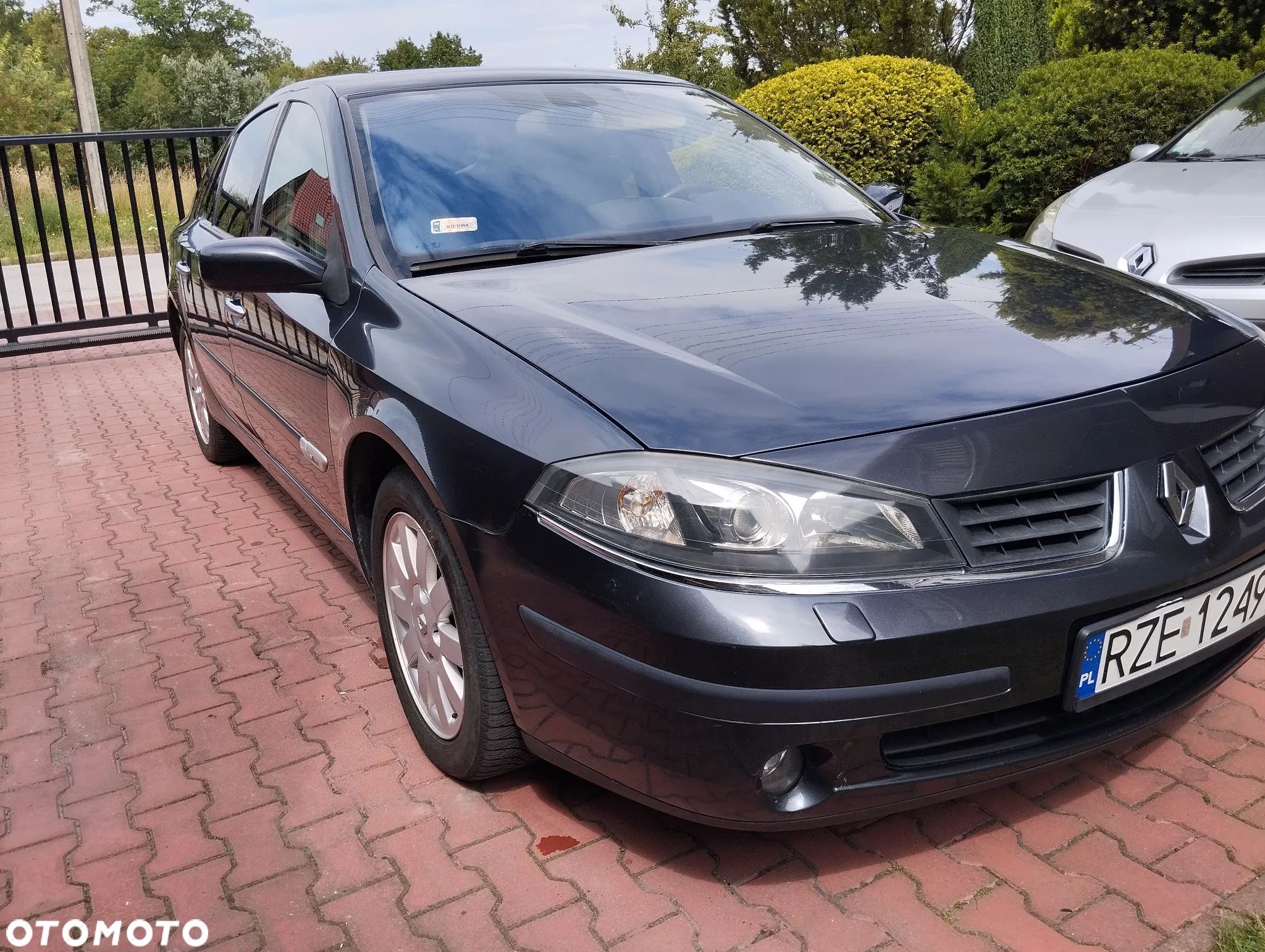 Renault Laguna 2.0 Initiale - 1