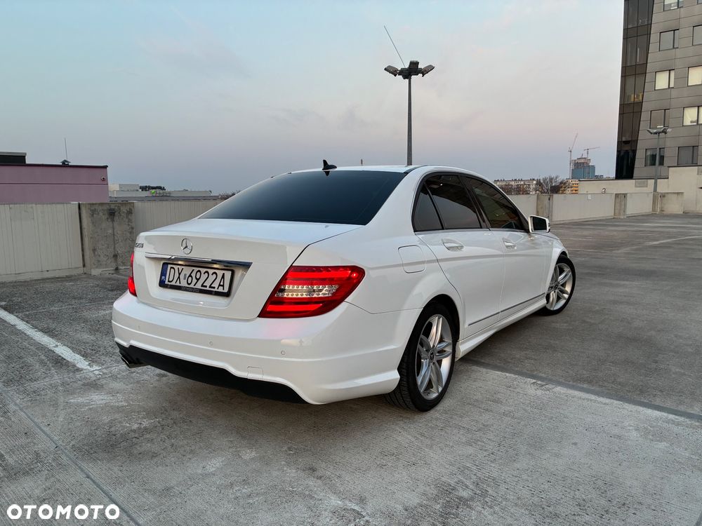 Mercedes-Benz Klasa C 250 7G-TRONIC Avantgarde Edition - 3