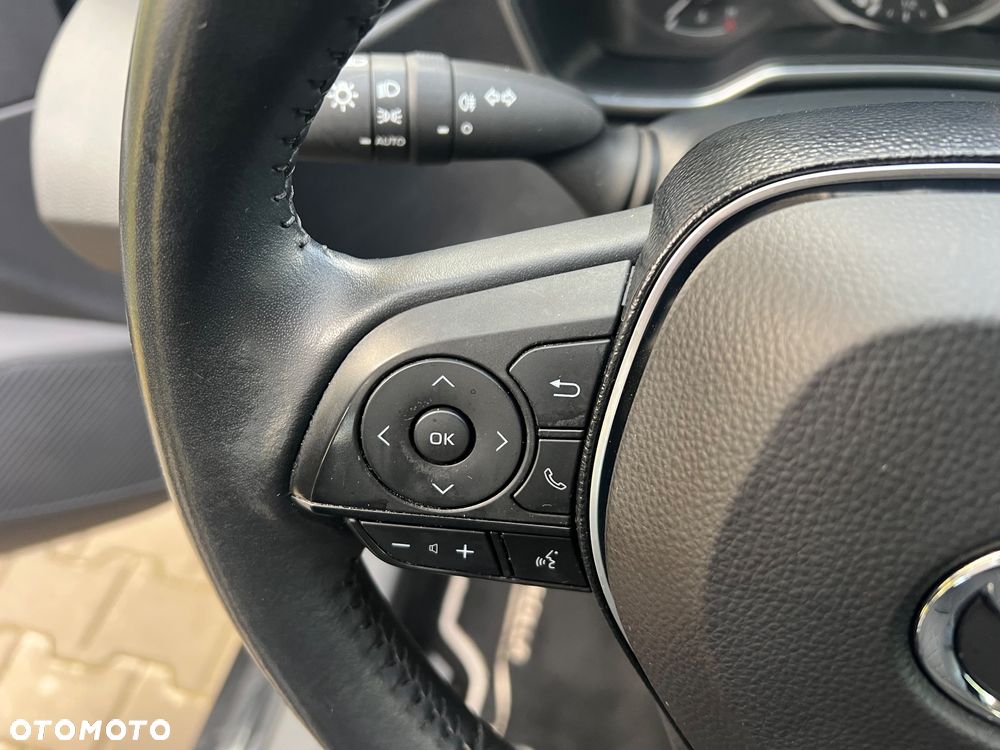 Toyota Corolla 1.8 Hybrid Active - 16