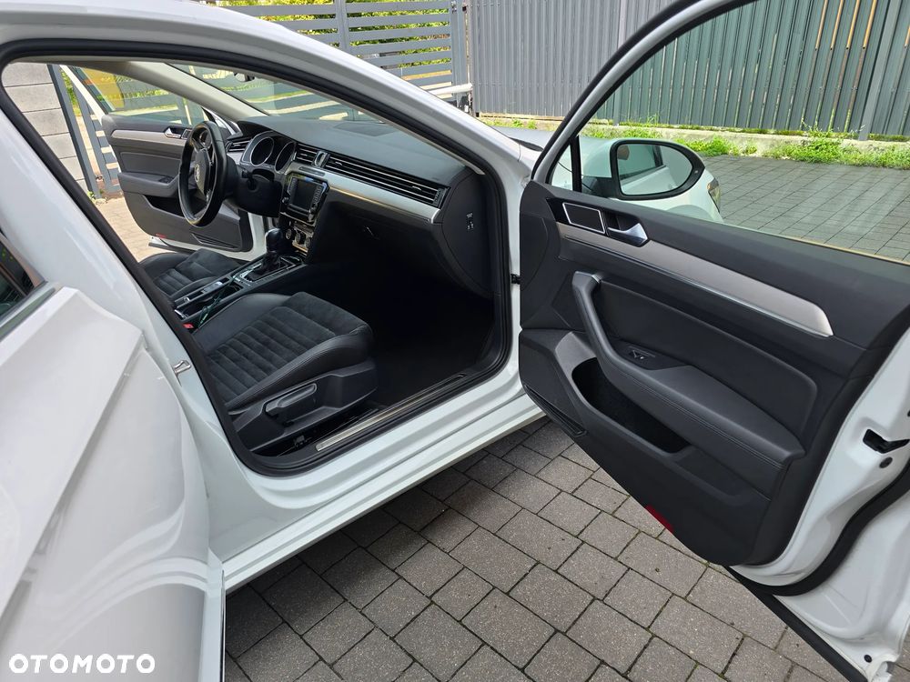Volkswagen Passat - 9